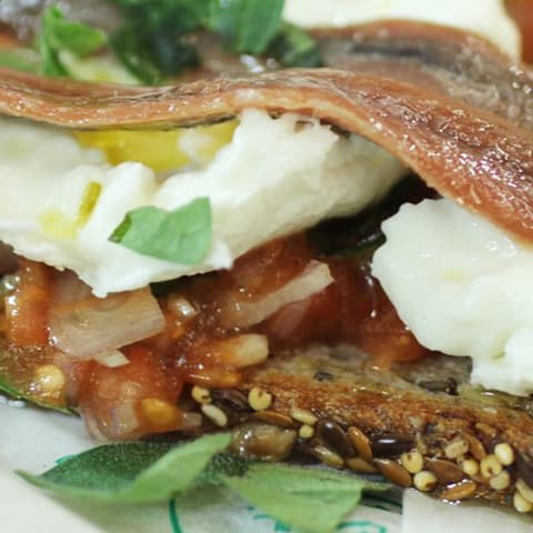 Pincho de Anchoas Campos, tomate y mozzarella