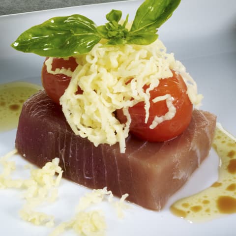 Pincho de At&uacute;n Campos marinado