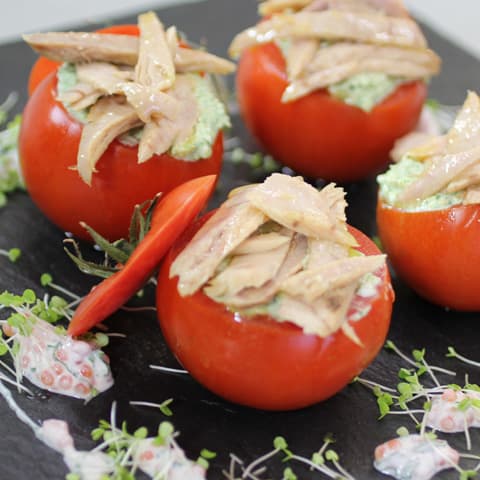 Tomates rellenos de Ventresca Campos