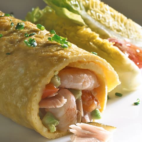 Tortilla enrollada de atun claro Campos y langostinos