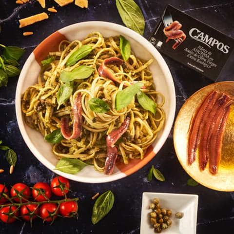 Imagen Linguini con Anchoas Campos y salsa de pesto